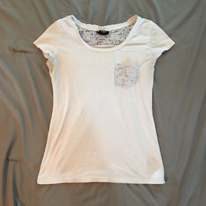 White t-shirt